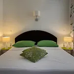 Secret Garden Πανσιόν 3*