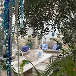 Πανσιόν Secret Garden Ζαντάρ