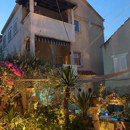 Casa de hóspedes Secret Garden