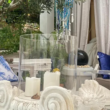 בית הארחה Secret Garden זאדאר