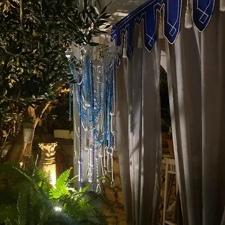 בית הארחה Secret Garden 3*